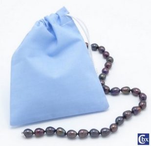 pochon 10x10 cm pour bracelet en perles